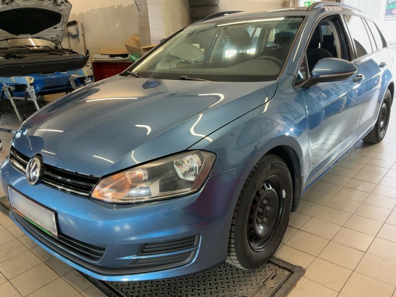 Volkswagen Golf VII 1.2 TSI Trendline BlueMotion Tech 2014 – снимка 2