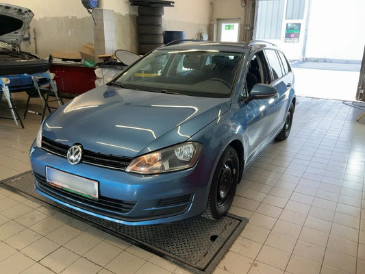 Volkswagen Golf VII 1.2 TSI Trendline BlueMotion Tech 2014 – снимка 1