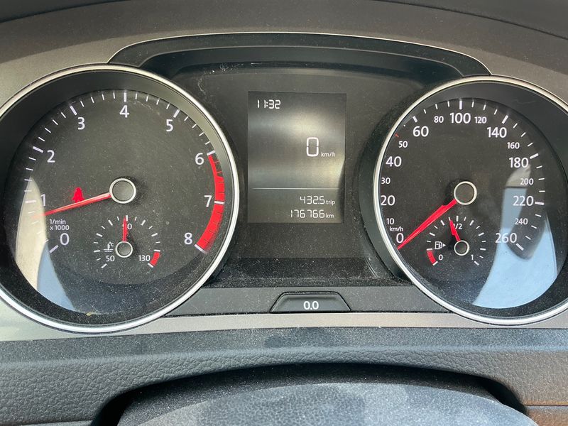 Volkswagen Golf VII 1.2 TSI Trendline BlueMotion Tech 2014 – снимка 19