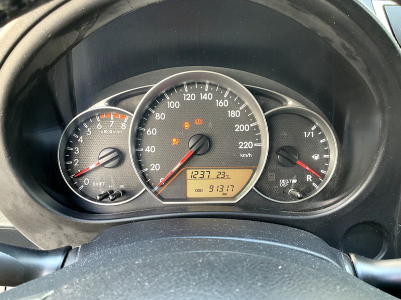 Toyota Verso-S 1.33 Dual VVT-i Life 2011 – снимка 33