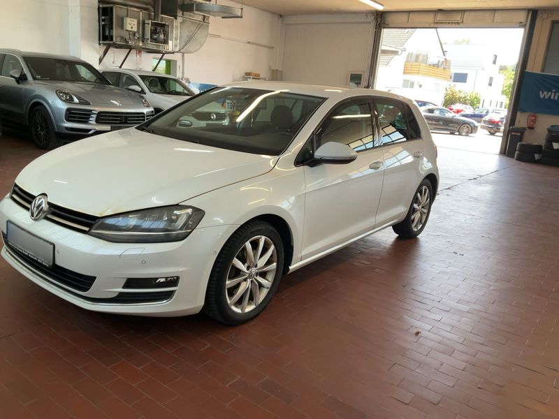 Volkswagen Golf VII 2.0 TDI Highline BlueMotion Tech 2013 – снимка 2