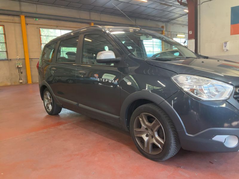 Dacia Lodgy 1.5 Blue dCi Stepway 2019 – снимка 12