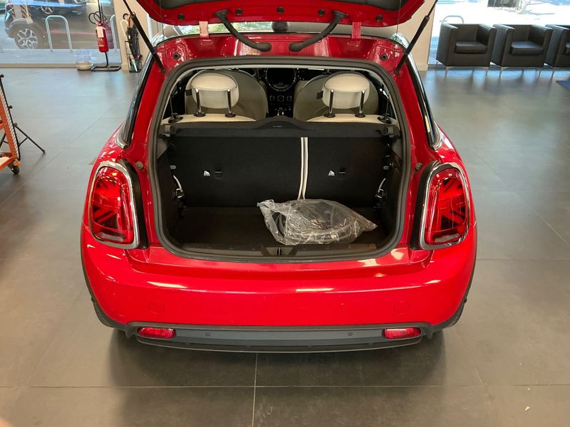 MINI Cooper SE Essential Trim 2023 – снимка 15