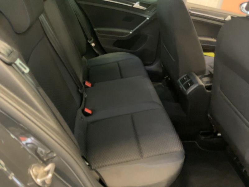Volkswagen Golf VII 1.6 TDI United Start-Stopp 2020 – снимка 20