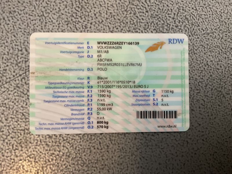 Volkswagen Polo 1.2 TDI Trendline BlueMotion Tech 2013 – снимка 20