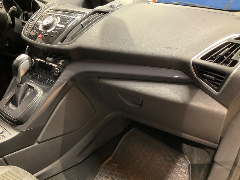 Ford Kuga 2.0 TDCi Titanium 2014 – снимка 29