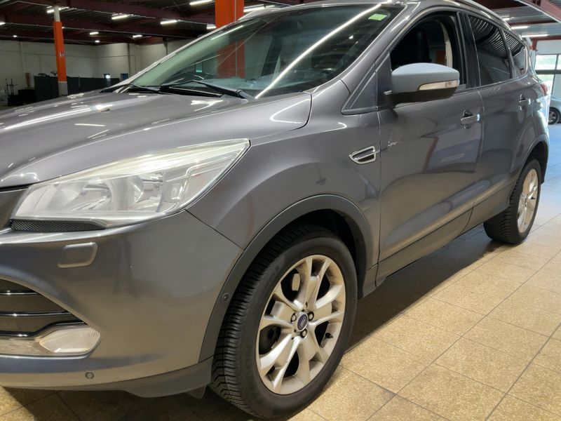 Ford Kuga 2.0 TDCi Titanium 2014 – снимка 2