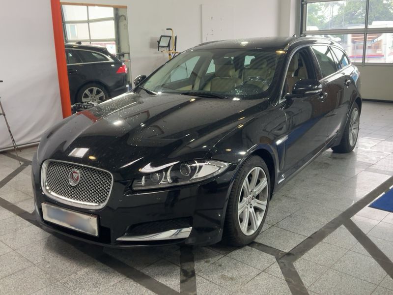 Jaguar XF 3.0 D V6 2014 – снимка 1