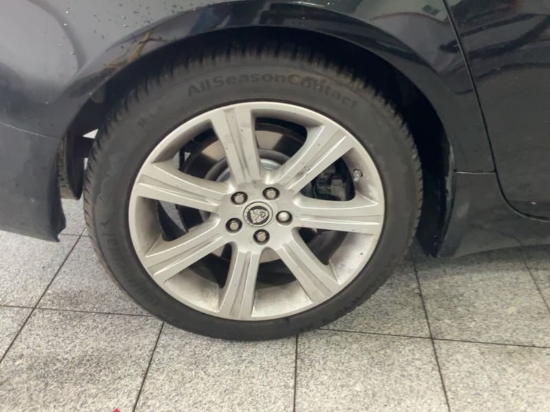 Jaguar XF 3.0 D V6 2014 – снимка 9