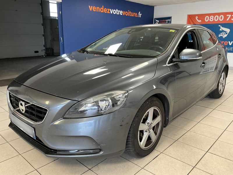 Volvo V40 1.6 D2 Momentum 2014 – снимка 1