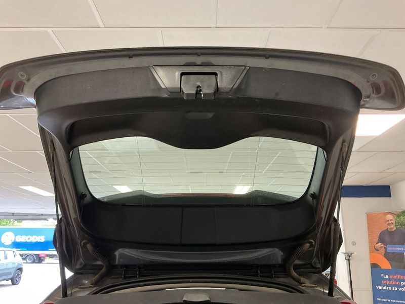 Volvo V40 1.6 D2 Momentum 2014 – снимка 15