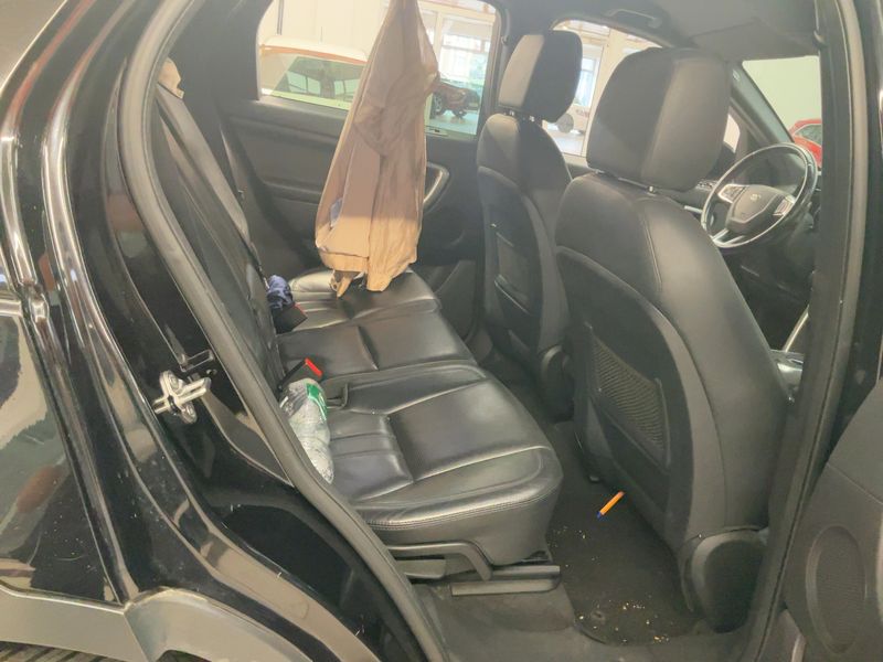 Land Rover Discovery Sport 2.2 Td4 SE AWD 2016 – снимка 19