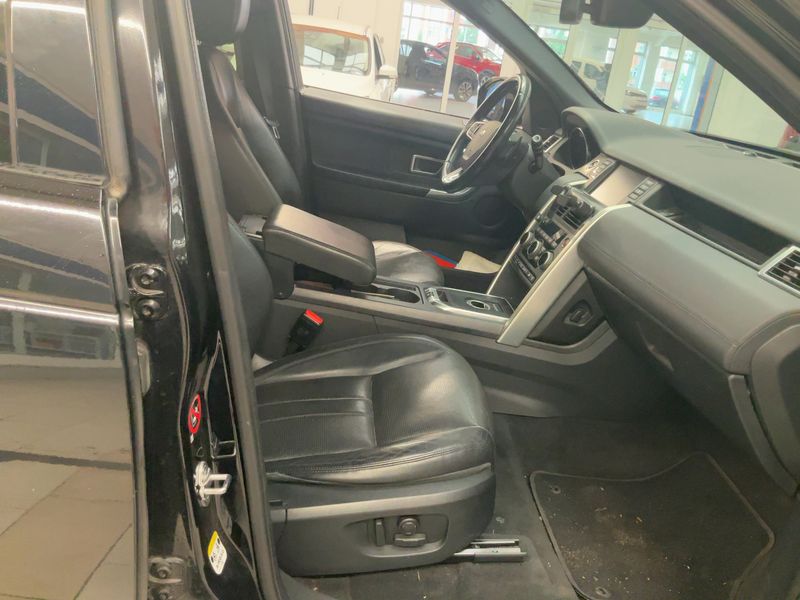 Land Rover Discovery Sport 2.2 Td4 SE AWD 2016 – снимка 16