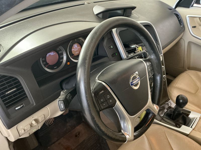 Volvo XC60 2.4 D5 Summum AWD 2010 – снимка 25
