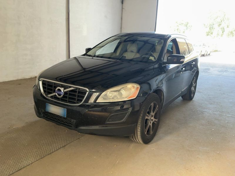 Volvo XC60 2.4 D5 Summum AWD 2010 – снимка 1