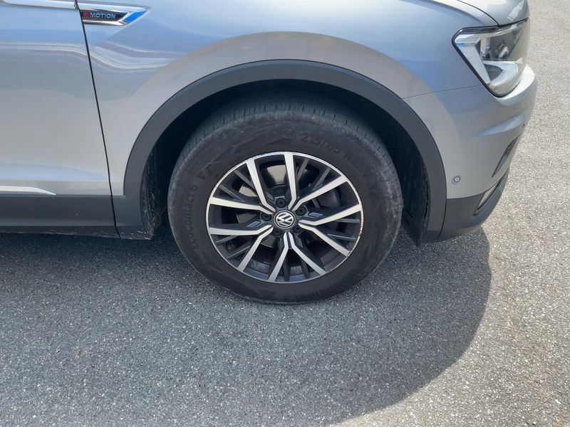 Volkswagen Tiguan Allspace 2.0 TDI Comfortline 4Motion 2020 – снимка на щета