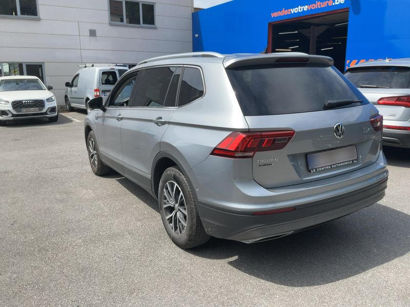 Volkswagen Tiguan Allspace 2.0 TDI Comfortline 4Motion 2020 – снимка на щета