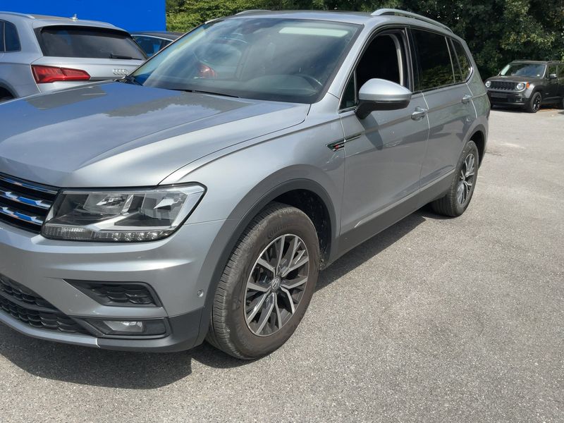 Volkswagen Tiguan Allspace 2.0 TDI Comfortline 4Motion 2020 – снимка 2