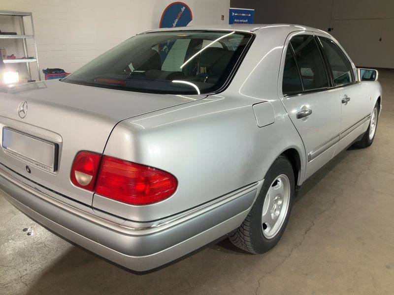 Mercedes-Benz E-Klasse E 240 Elegance 1999 – снимка 8
