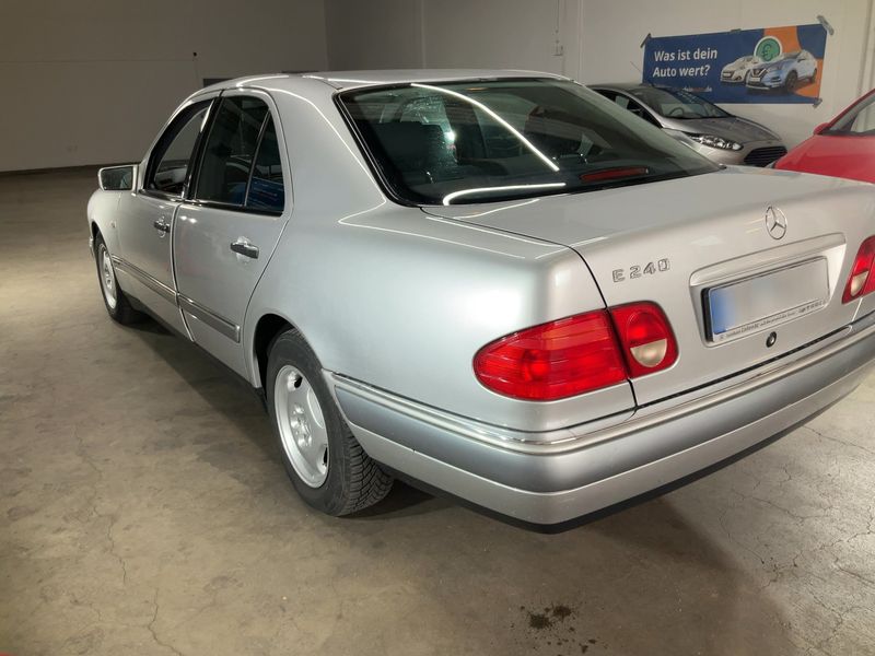Mercedes-Benz E-Klasse E 240 Elegance 1999 – снимка 6
