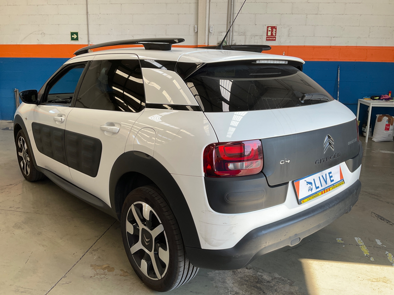 Citroen C4 Cactus 1.6 Blue-HDi Feel 2015 – снимка 8