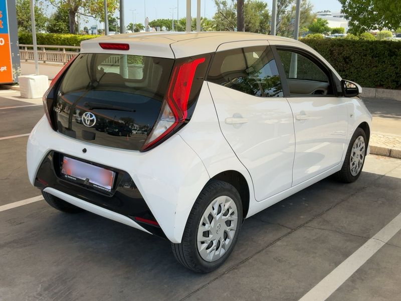 Toyota Aygo 1.0 VVT-i X-Play 2021 – снимка 8