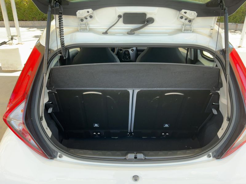 Toyota Aygo 1.0 VVT-i X-Play 2021 – снимка 15