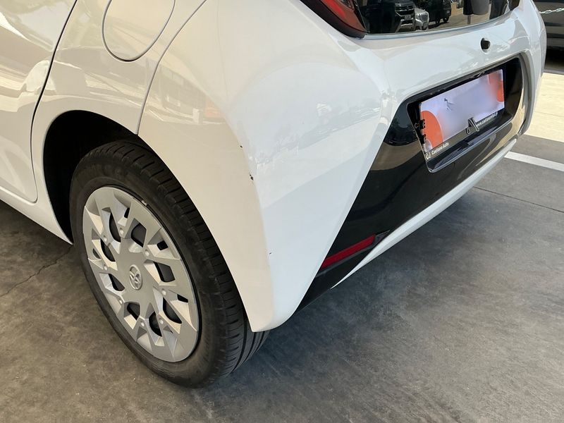 Toyota Aygo 1.0 VVT-i X-Play 2021 – снимка 26