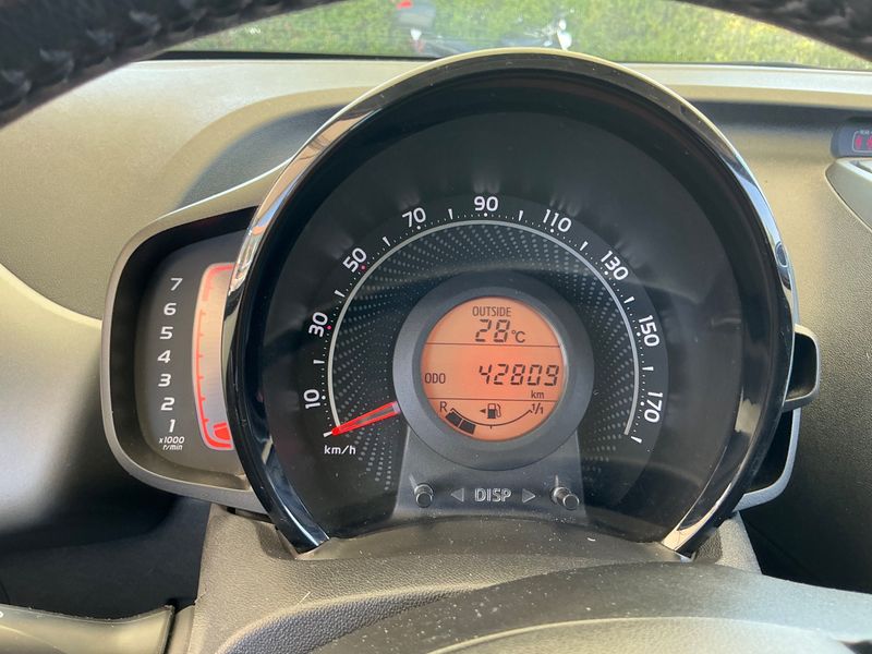 Toyota Aygo 1.0 VVT-i X-Play 2021 – снимка 18