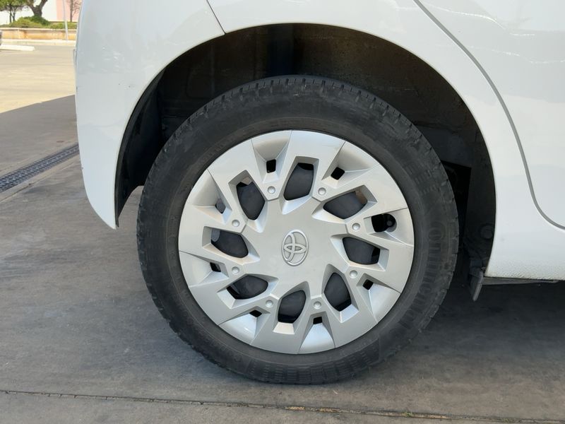 Toyota Aygo 1.0 VVT-i X-Play 2021 – снимка 9