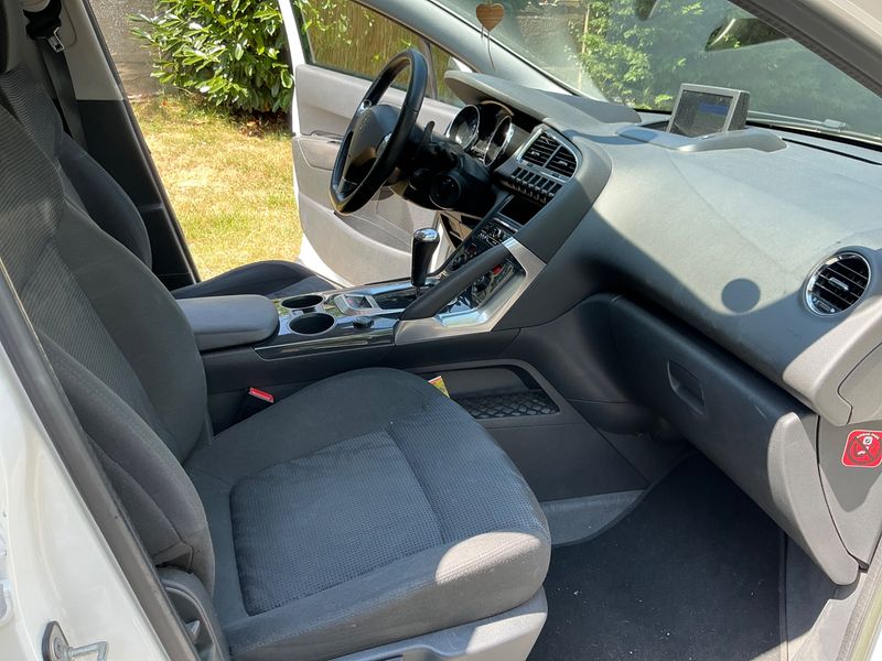 Peugeot 3008 1.6 e-HDi Allure 2013 – снимка 3