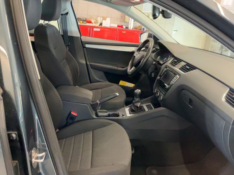 Skoda Octavia 2.0 TDI Style 4x4 2016 – снимка 17