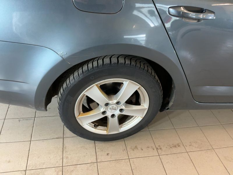 Skoda Octavia 2.0 TDI Style 4x4 2016 – снимка 9
