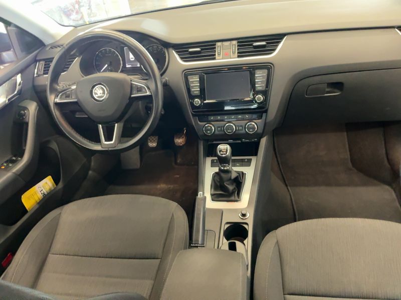 Skoda Octavia 2.0 TDI Style 4x4 2016 – снимка 18