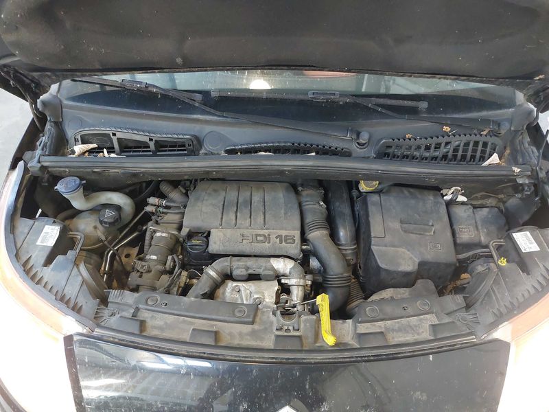 Citroen C3 Picasso 1.6 HDi Exclusive 2010 – снимка 8