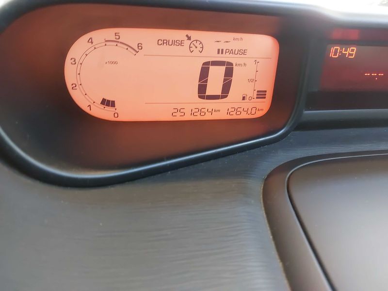 Citroen C3 Picasso 1.6 HDi Exclusive 2010 – снимка 12