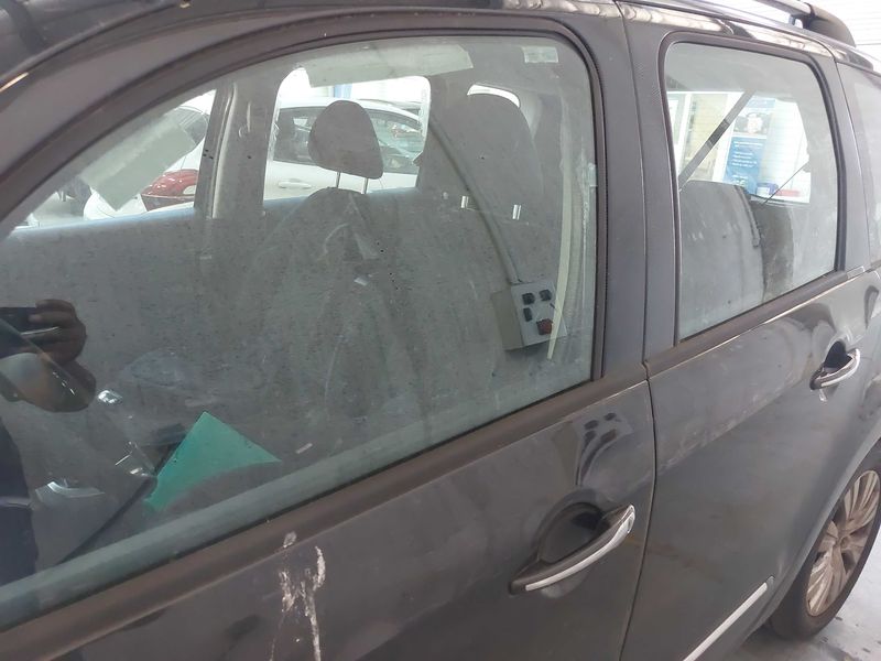 Citroen C3 Picasso 1.6 HDi Exclusive 2010 – снимка на щета