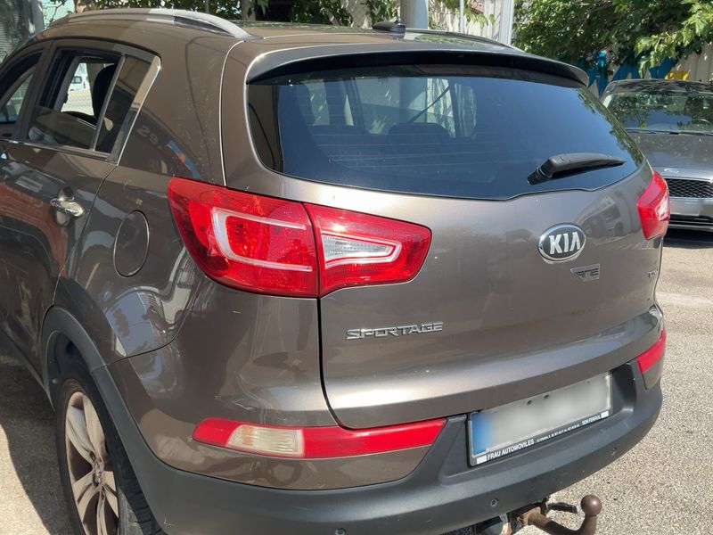 Kia Sportage 1.7 CRDi Drive 4x2 2013 – снимка 6