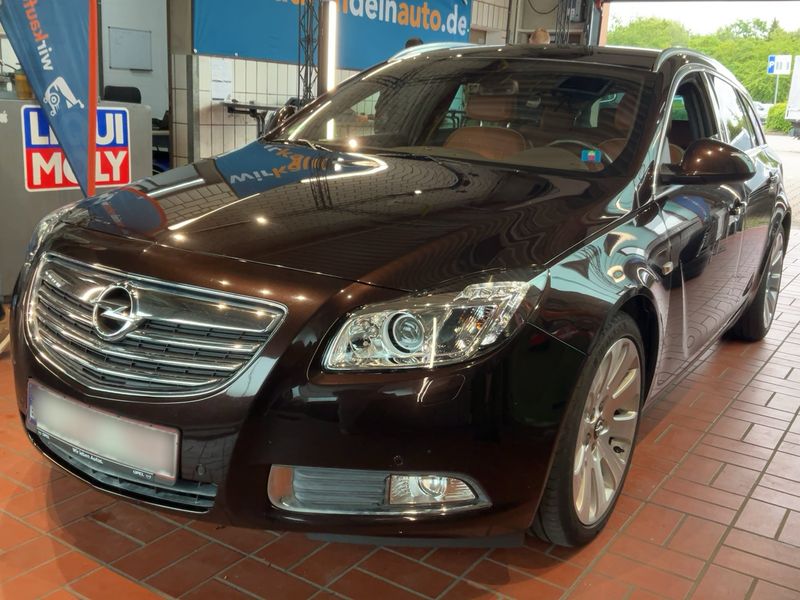 Opel Insignia Sports Tourer 2.0 CDTI Innovation 2012 – снимка 1
