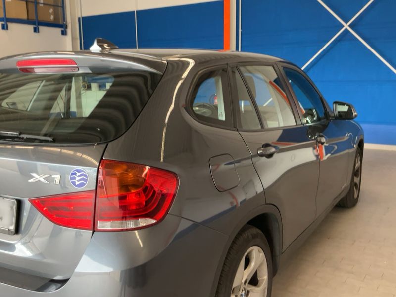 BMW X1 xDrive 20i 2015 – снимка 8