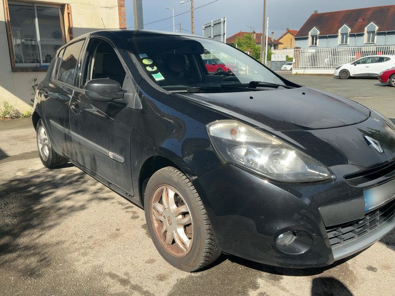 Renault Clio 1.5 dCi Collection Business 2013 – снимка 12