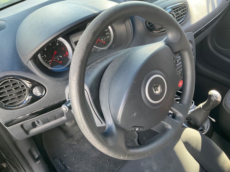 Renault Clio 1.5 dCi Collection Business 2013 – снимка 33