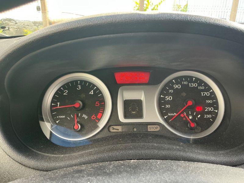 Renault Clio 1.5 dCi Collection Business 2013 – снимка 18