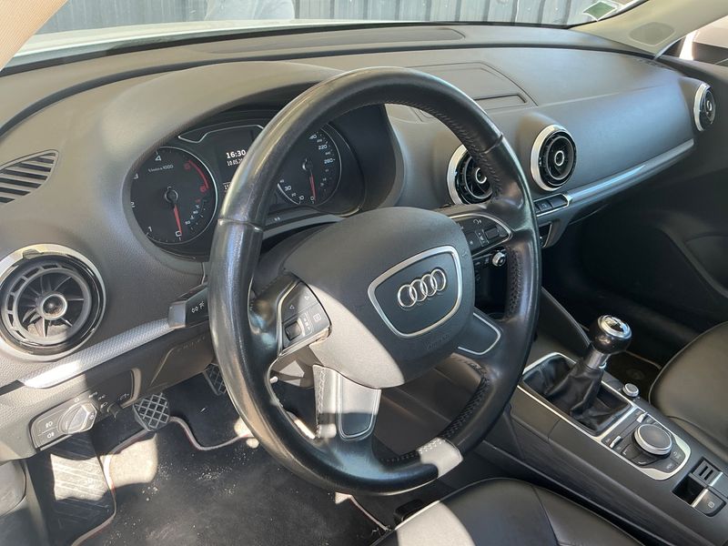 Audi A3 1.6 TDI Ambiente 2016 – снимка 24