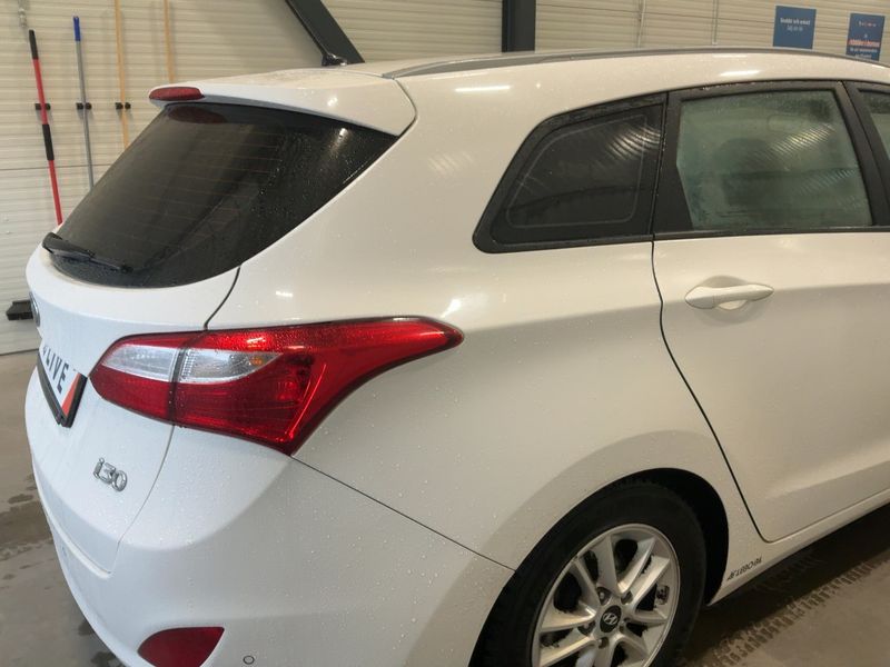 Hyundai i30 1.6 GDI Style 2014 – снимка 8