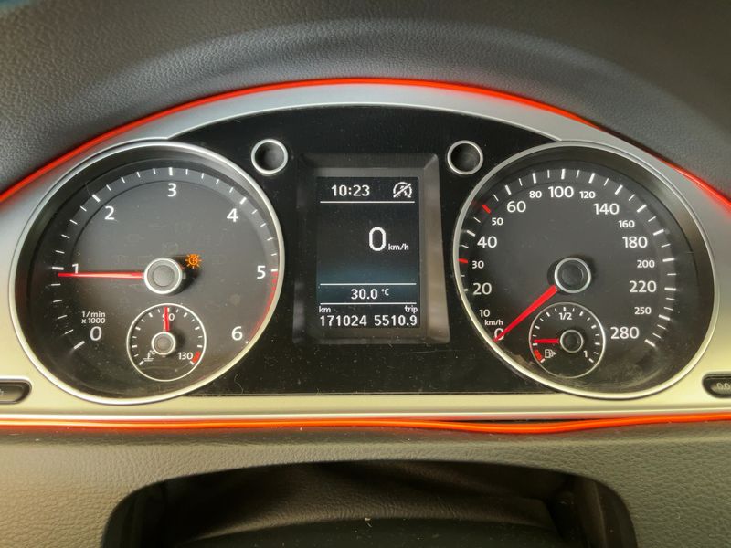 Volkswagen Passat CC 2.0 TDI BlueMotion Tech 2011 – снимка 19