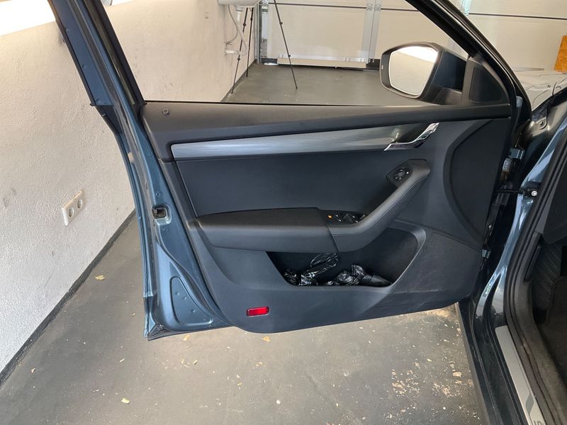 Skoda Octavia 2.0 TDI Soleil 2019 – снимка 25