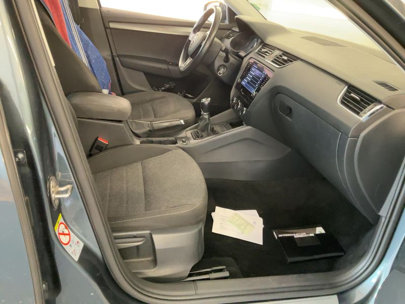 Skoda Octavia 2.0 TDI Soleil 2019 – снимка 17