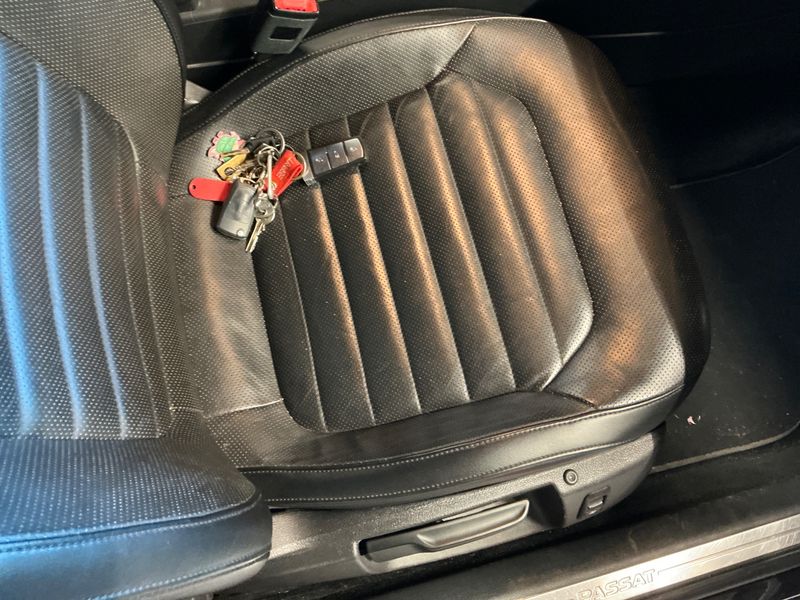 Volkswagen Passat 2.0 TSI Highline 2013 – снимка 37