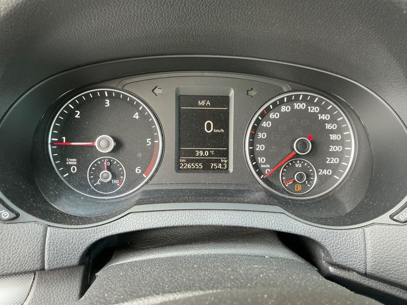 Volkswagen Sharan 2.0 TDI Comfortline BlueMotion Tech 2014 – снимка 19